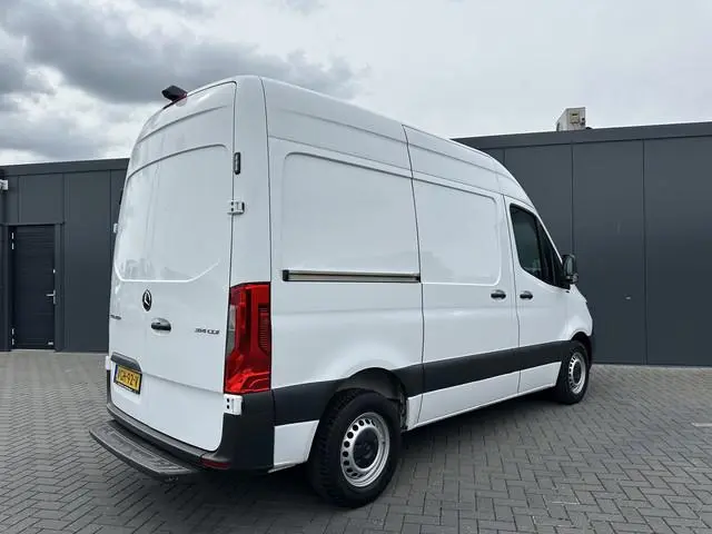 Mercedes-Benz Sprinter 314 CDI 143 PK AUTOMAAT / L1H2 / 1e EIGENAAR / CAMERA / GEVEERDE STOEL / BLIN...