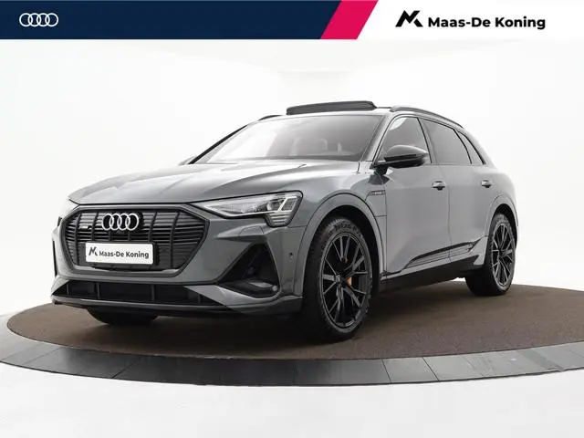 Audi e-tron 55 Quattro S Edition 95 kWh 408pk · Panoramadak · 360 Camera · Luchtvering · Elek. Stoel...