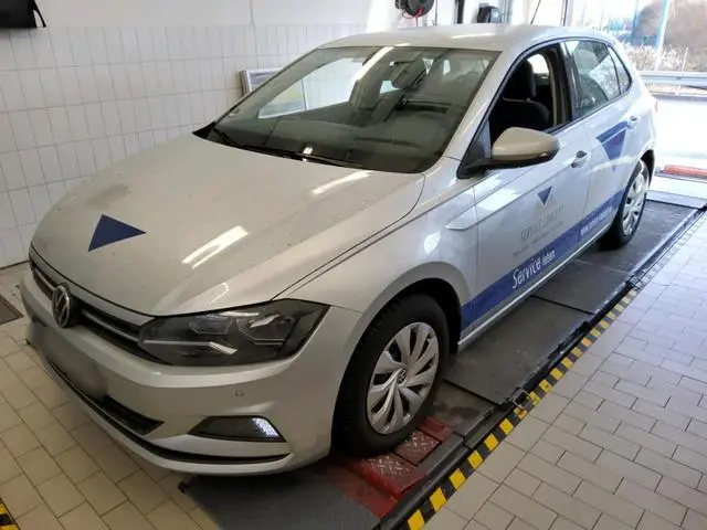Volkswagen Polo 1.0 Comfortline Dodehoek | Stoelverwarming | Climate Control | Parkeersensoren |