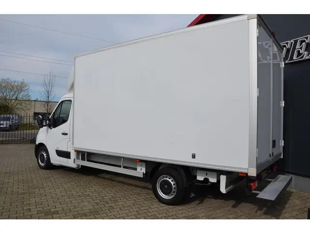 Opel Movano E-Movano 55kw Automaat  Ideaal voor de zero-emissiezone