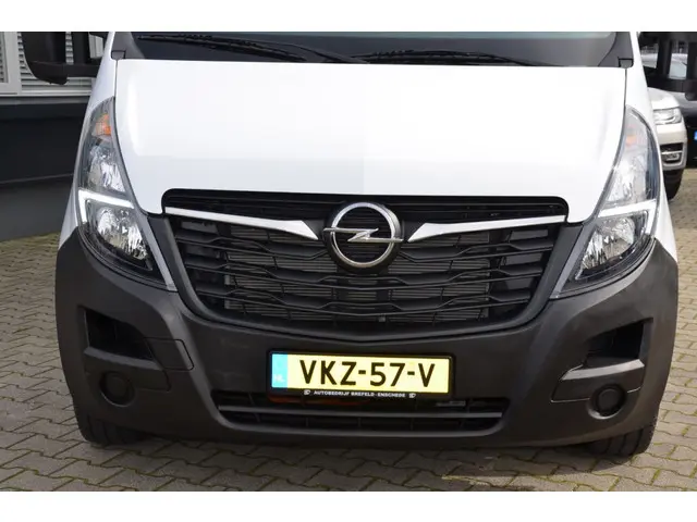 Opel Movano