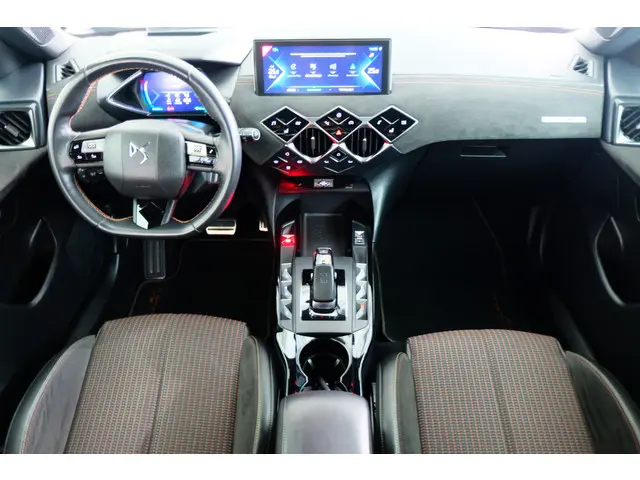 DS 3 Crossback E-Tense Performance Line 50 kWh | AFN. TREKHAAK |