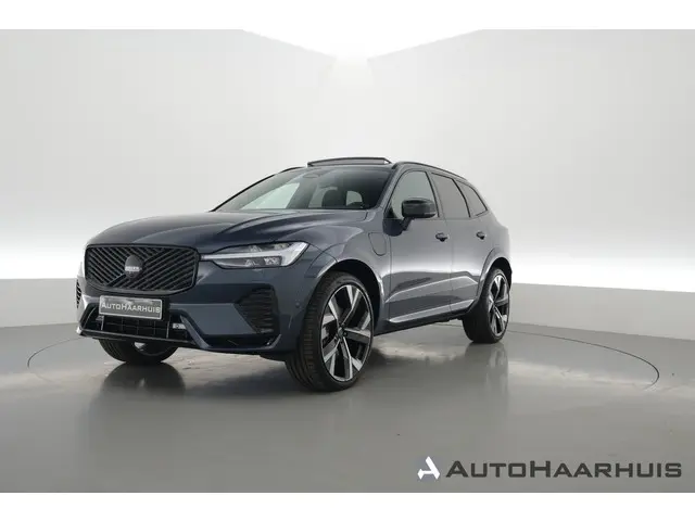 Volvo XC60 T8 Plug-in hybrid Ultra Black Edition | Luchtvering | Pano | HUD | Memory seats | Elek. T...