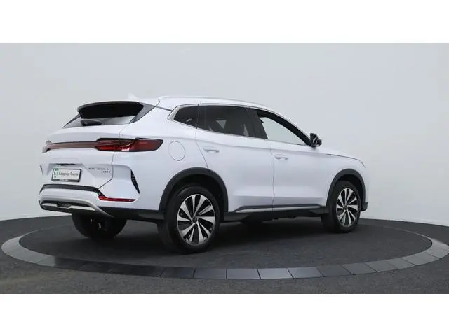 BYD SEAL U