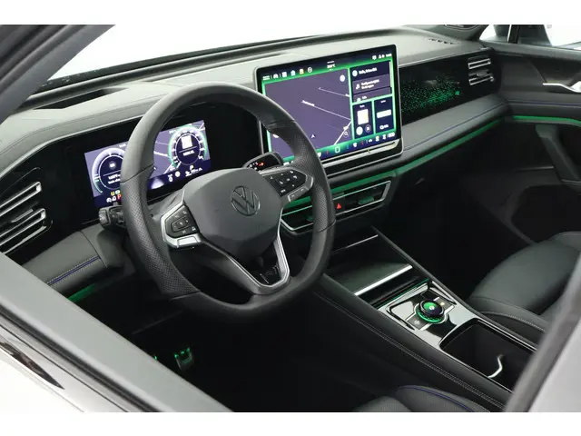 Volkswagen Tiguan 1.5 204pk eHybrid R-Line Edition Black Style Trekhaak 360Camera Leder Memory Stoel...