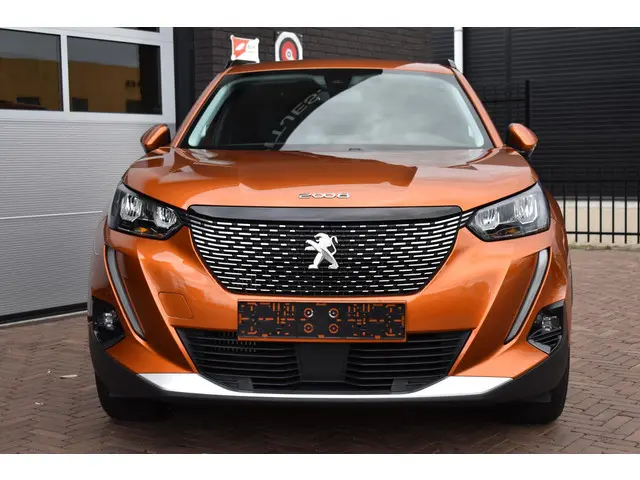 Peugeot 2008 1.2 PureTech 130PK Aut. Allure Pack | Camera | LED | Carplay | Adapt. Cruise | Incl. ga...