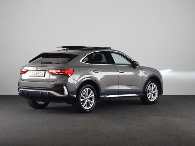 Audi Q3 Sportback 35 TFSI S Edition 150pk | Panoramadak | Parkeersensoren voor en achter | Keyless |...