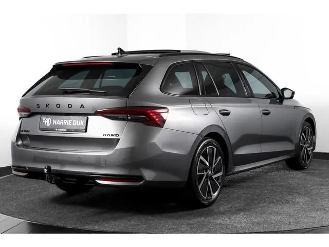 ŠKODA Octavia Combi 1.5 TSI MHEV 150 PK Sportline Tour | S/K-Panodak | Elek. Trekhaak | Matrix Led |...