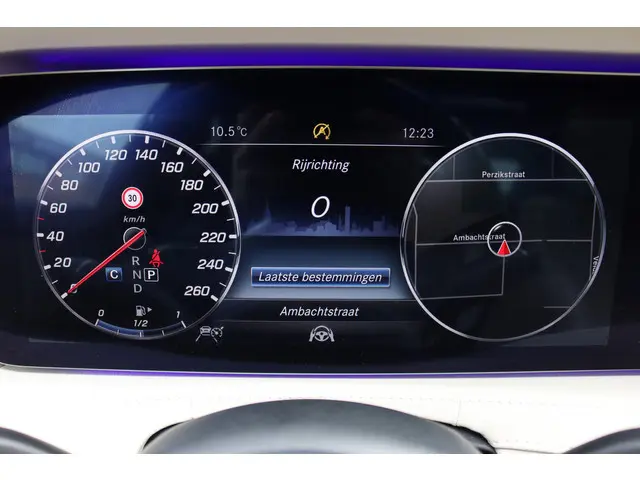 Mercedes-Benz S-Klasse