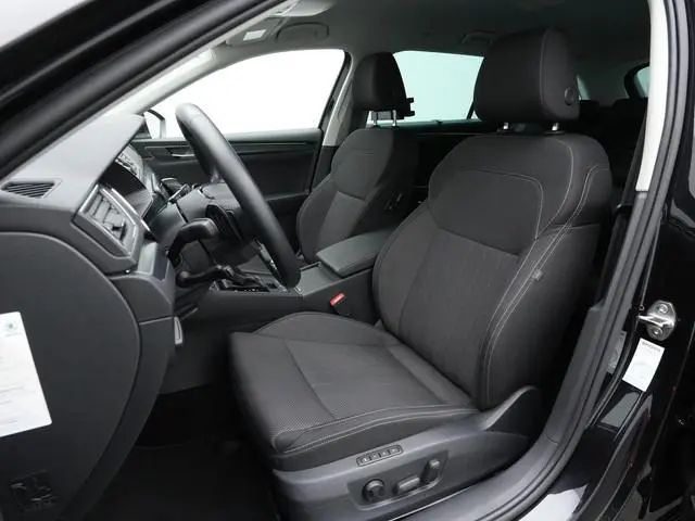 Skoda Superb 1.4 TSI 218 pk iV Style | Trekhaak | Geheugenstoel | Matrix LED | Achteruitrijcamera |...