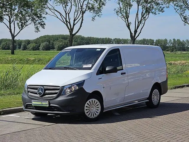 MERCEDES-BENZ EVITO 66kwh wltp 292 kms