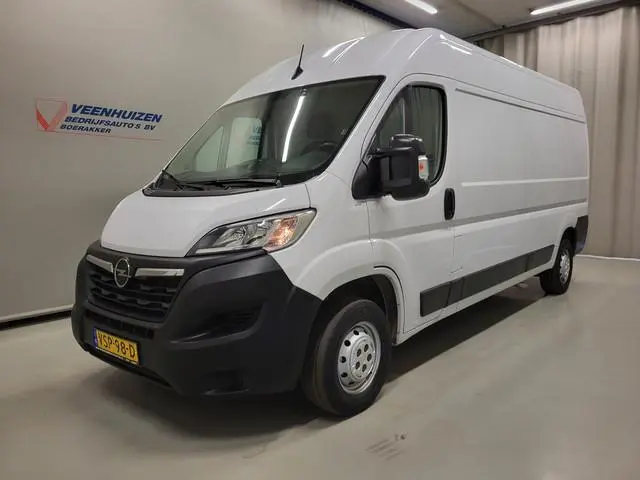 Opel Movano