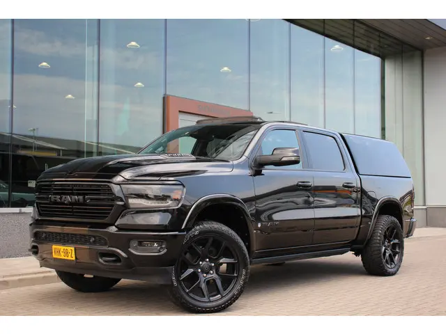 Dodge Ram 1500 5.7 V8 4x4 Crew Cab Laramie Verhoogd | Harman Kardon | Leder | 360 Camera |