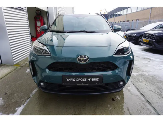 Toyota Yaris Cross 1.5 Hybrid 130 Dynamic |Navi|Carplay|PDC V+A|Dodehoek|Camera|Stoel en stuurverw.|