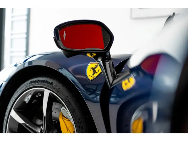 Ferrari SF90 Spider