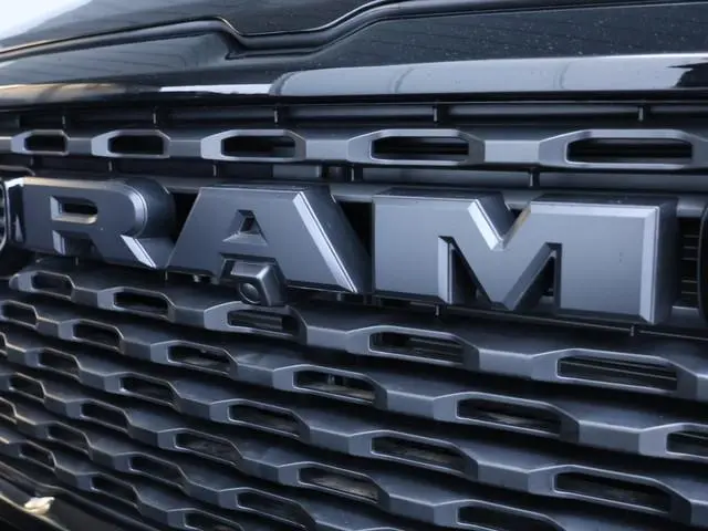 Dodge Ram 1500 3.0 Crew Cab Bighorn Night Edition | Groot navi | Adaptive CC |