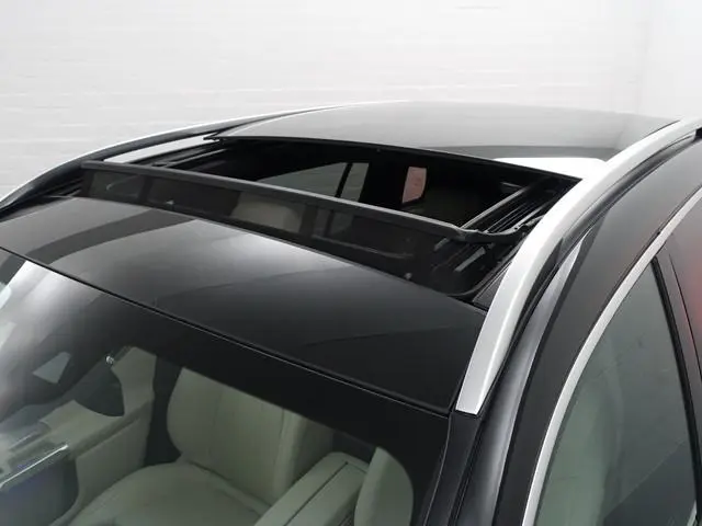 Mercedes-Benz GLB 200 AMG Prestige Premium Aut- Panoramadak, Full Memory, Burmester, Sfeerverlichtin...