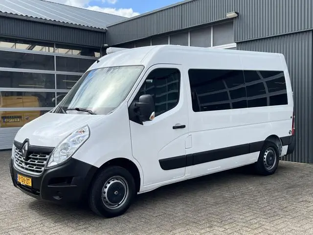 Renault Master T35 2.3 dCi L2H2 18128 km origineel!! BTW vrij!! Ideaal voor camper ombouw!! Airco Cr...