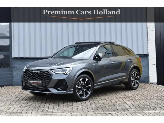 Audi Q3 Sportback 45 TFSI e S-Line 245 Pk Pano Navi Sfeer Leder ACC Keyless Camera