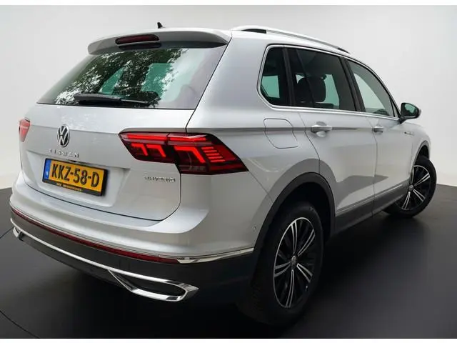 Volkswagen Tiguan TSI 245PK HYBRIDE DSG ELEGANCE VIRTUAL/NAVI/IQ.LIGHT