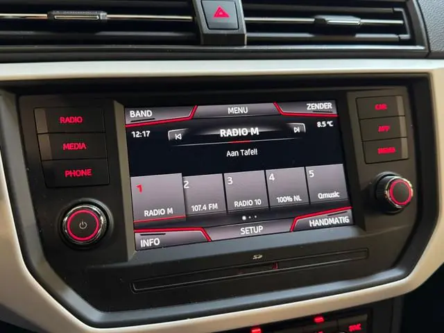Seat Arona