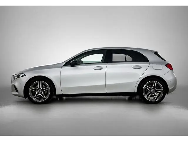 Mercedes-Benz A-klasse 200 NAVI | CRUISE | 18” AMG | STOELVERWARMING
