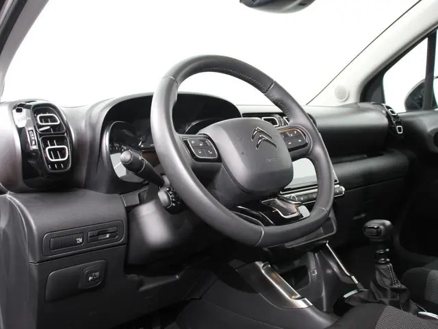 Citroen C3 Aircross 1.2 110pk Navigatie Apple Carplay/Android Auto Climate Control Cruise Control Da...