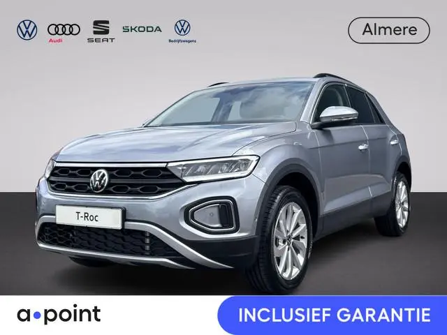 Volkswagen T-Roc 1.5 TSI Life Edition 150 PK DSG | Achteruitrijcamera | Virtual cockpit | Climatroni...