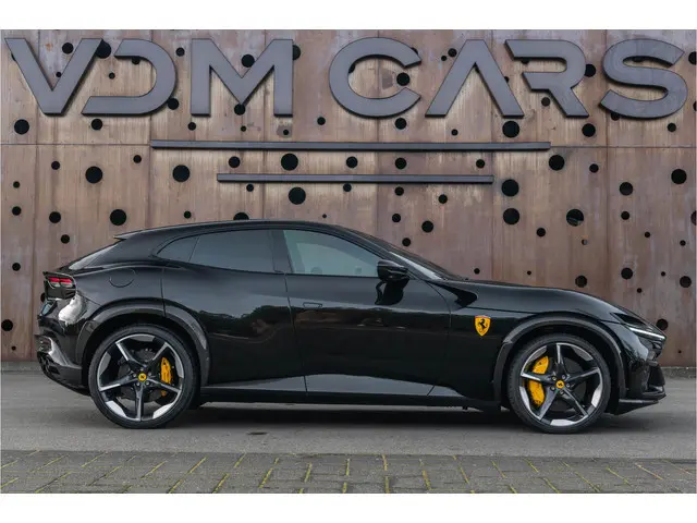 Ferrari Purosangue