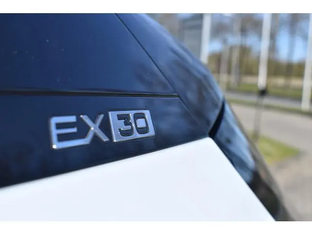 Volvo EX30