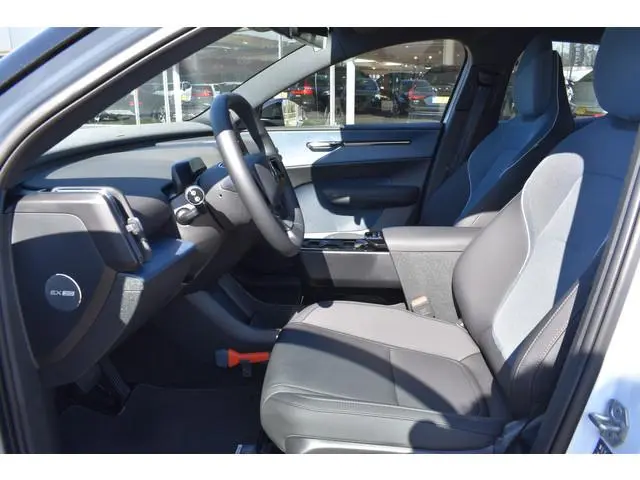 Volvo EX30