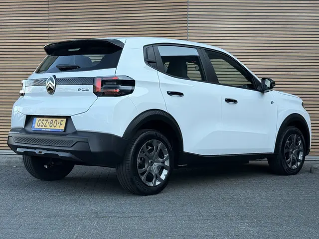 Citroën Ë-C3 You 113pk 44 kWh Parkeerhulp / Nieuwe Model
