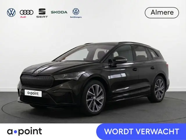 Skoda Enyaq iV 80 Sportline 204pk | Navigatie| Parkeeercamera | Adaptieve cruise controle | Verwarmd...