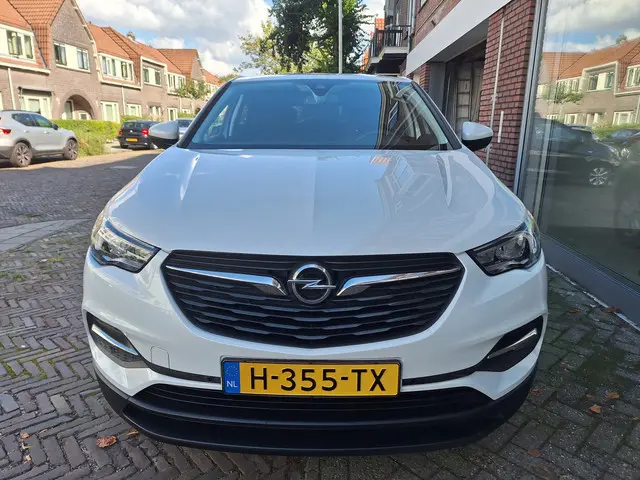 Opel Grandland X 1.2 Turbo Edition /43.000 Km/Navi/Clima/Apple/Android/1e Eig/Garantie