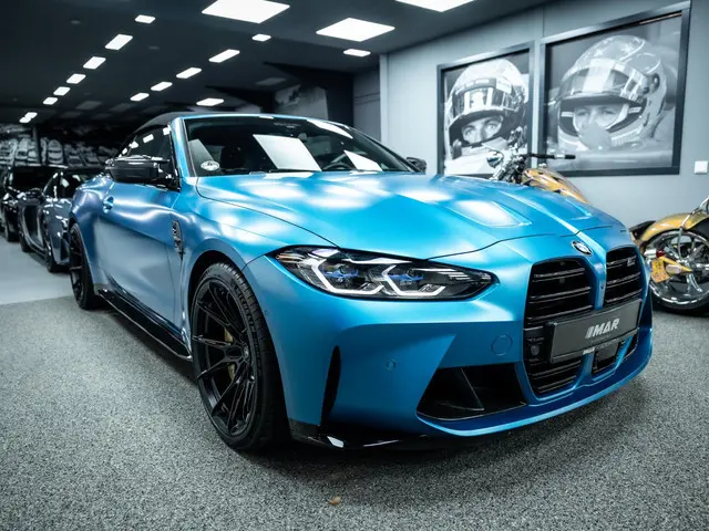 BMW M4