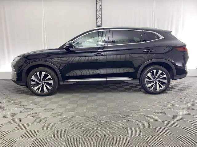 BYD SEAL U