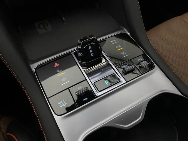 BYD SEAL U