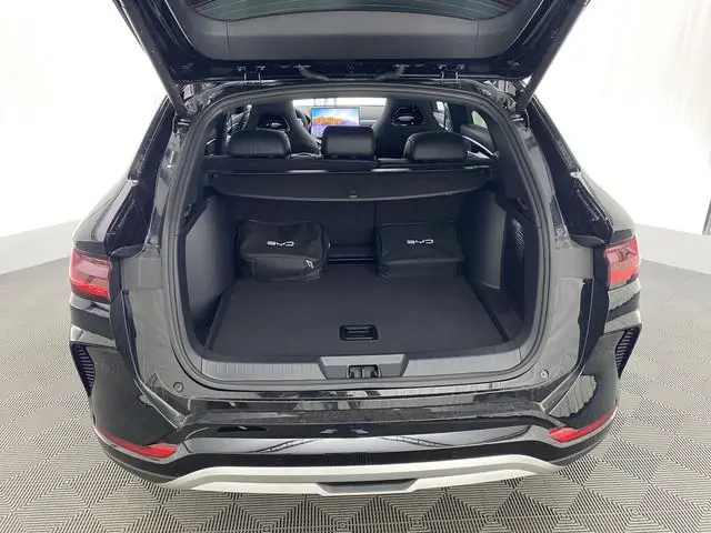 BYD SEAL U