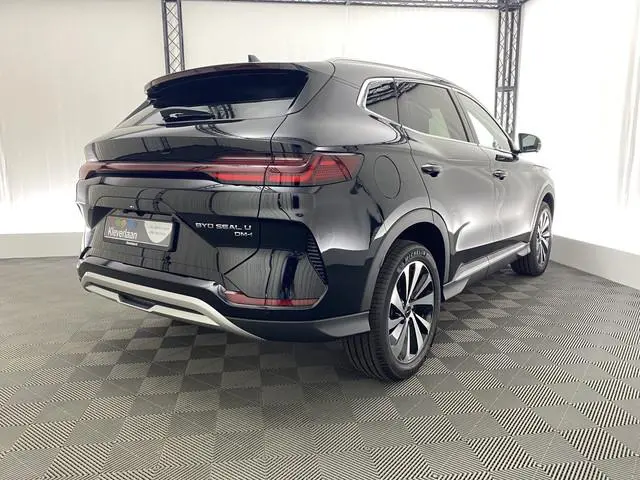 BYD SEAL U