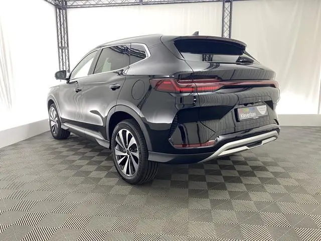BYD SEAL U