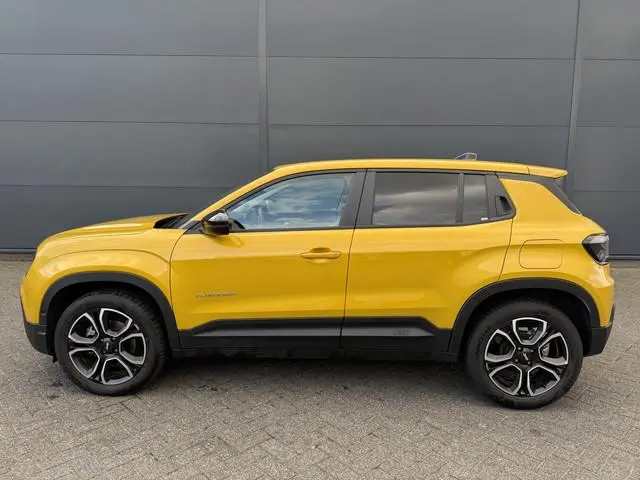 Jeep Avenger 1.2 e-Hybrid Summit (JBL - Keyless Entry - Elektrische Klep - Adaptieve Cruise Controle...