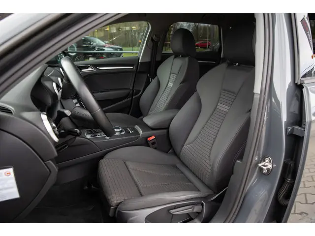 Audi A3 Sportback 1.5 TFSI CoD S-line