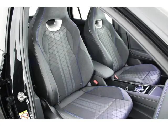 Volkswagen Tiguan 1.5 272pk eHybrid R-Line Edition Trekhaak Camera Keyless Massage Virtual Cockpit P...