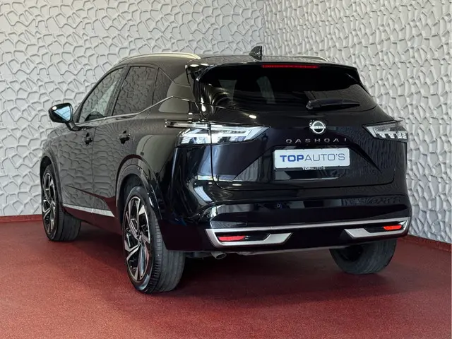 Nissan Qashqai 1.3 MHEV 160PK 4 CILINDER TEKNA PLUS BOSE 20''LMV  LEER ALCANTARA PANO MASSAGE BOSE S...