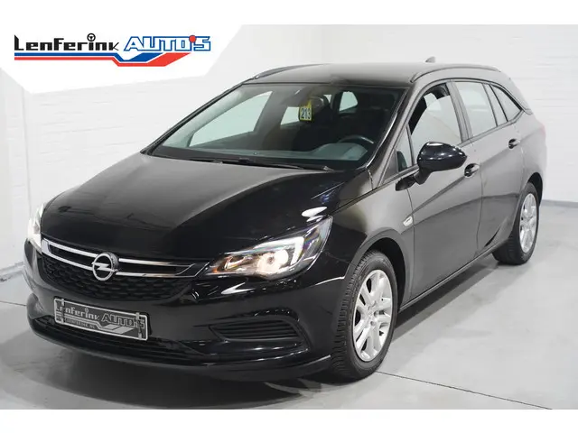 Opel Astra Sports Tourer 1.6 CDTI Online Edition Navi PDC v+a Apple Carplay NAP