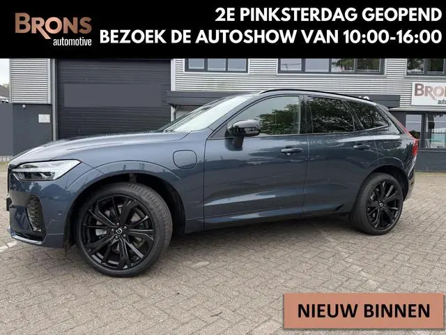 Volvo XC60 2.0 T8 Plug-in hybrid AWD Ultra Dark Facelift model l 21 inc l 360 l stoel verwarming l 4...