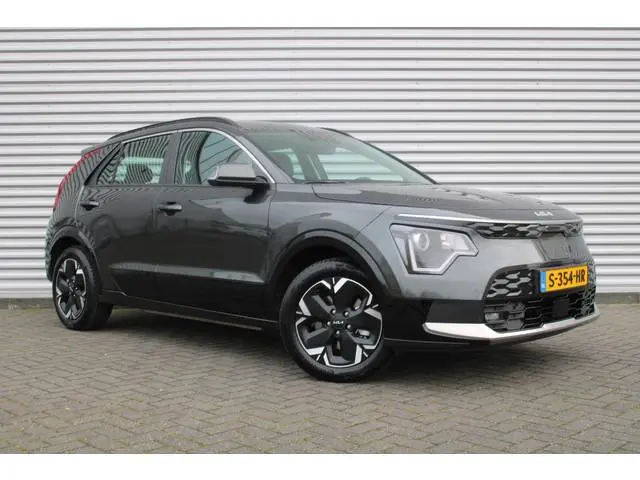 Kia Niro EV DynamicLine 64.8 kWh | Navi | Airco | Cruise | Camera | 17" LM |