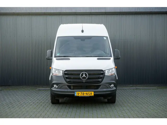 Mercedes-Benz Sprinter 317 CDI L2H2 | Automaat | Mbux | 360° camera | Navi | Cruise | Climatronic