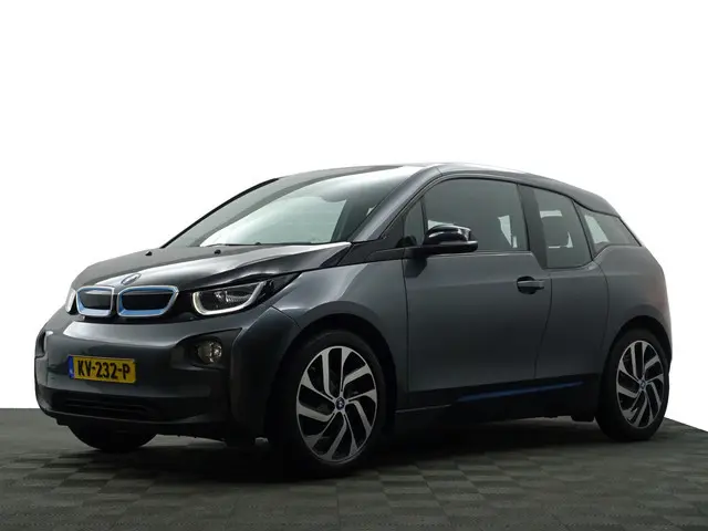 BMW i3 High Voltage Edition 94Ah 33 kWh- Xenon Led, Park Assist, Stoelverwarming, Navigatie, Cruise,...