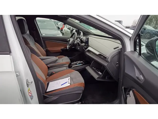 Volkswagen ID.4 First 77 kWh 2e-Eig. & Keurig-Onderh. BOVAG-Garantie. NL-Auto.